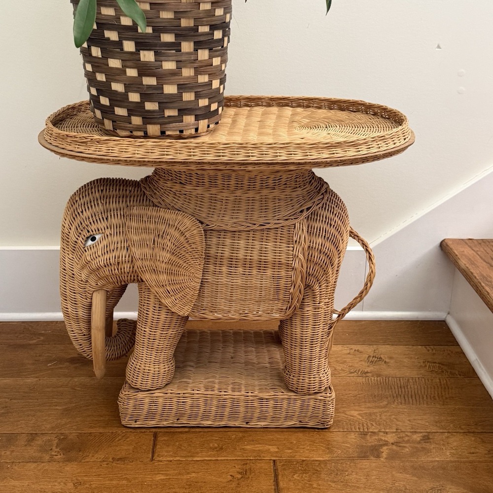 Vintage Wicker Elephant Accent Table Removable Tray Plant Stand Boho Rattan Deco - Picture 3 of 11
